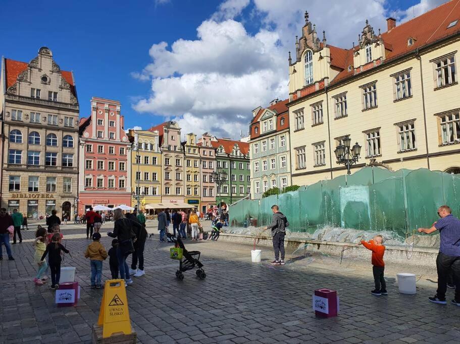 Rynek Pod Fredra Apartment Wroclaw Exterior photo